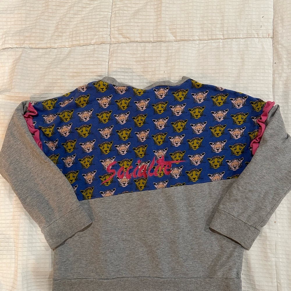 Gardner and the Gang girls sweatshirt, size 4-6 - Picture 7 of 7